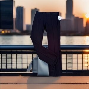 H&M Slim Fit Men’s Size 34R Black Flat Front Casual Mid Rise Pants. New with Tag